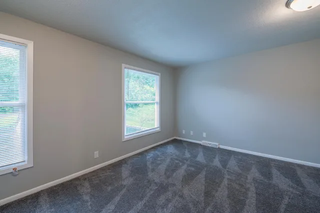 $2,950 | 5590 Timber Lane, Excelsior, MN 55331