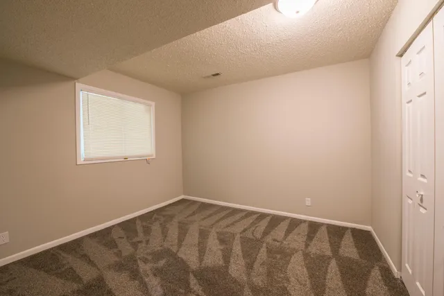 $2,950 | 5590 Timber Lane, Excelsior, MN 55331