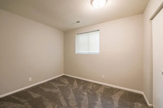 $2,950 | 5590 Timber Lane, Excelsior, MN 55331