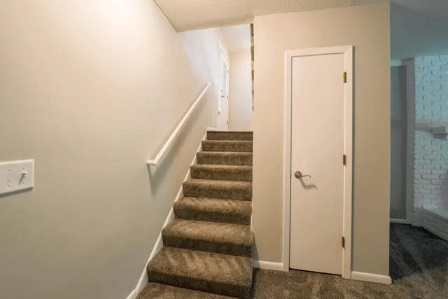 $2,950 | 5590 Timber Lane, Excelsior, MN 55331