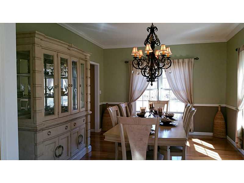 125 Grove Hill Road Economy, PA 15005 - Photo 5 of 25 Dining Room.