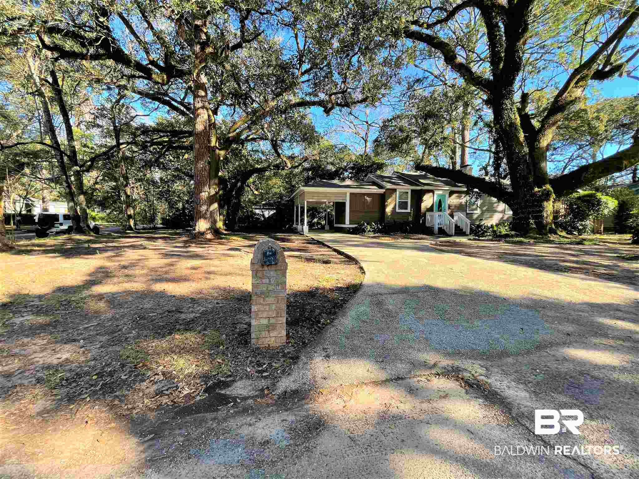 304 Border Drive East Mobile, AL 36608 - Photo 5 of 37
