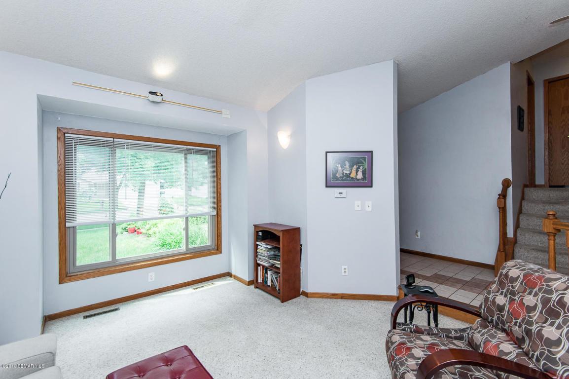 239 River Court Northeast Rochester, MN 55906 - Photo 5 of 25