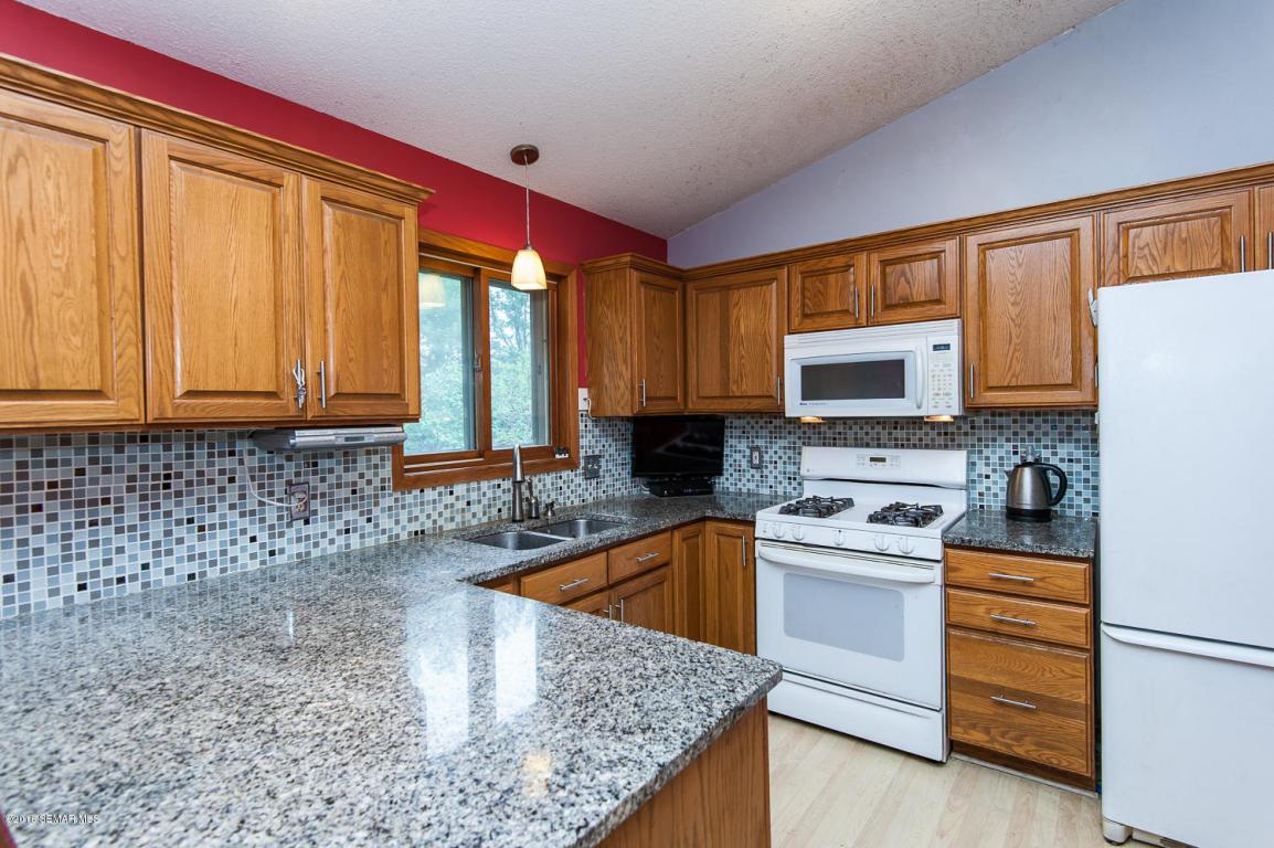 239 River Court Northeast Rochester, MN 55906 - Photo 8 of 25