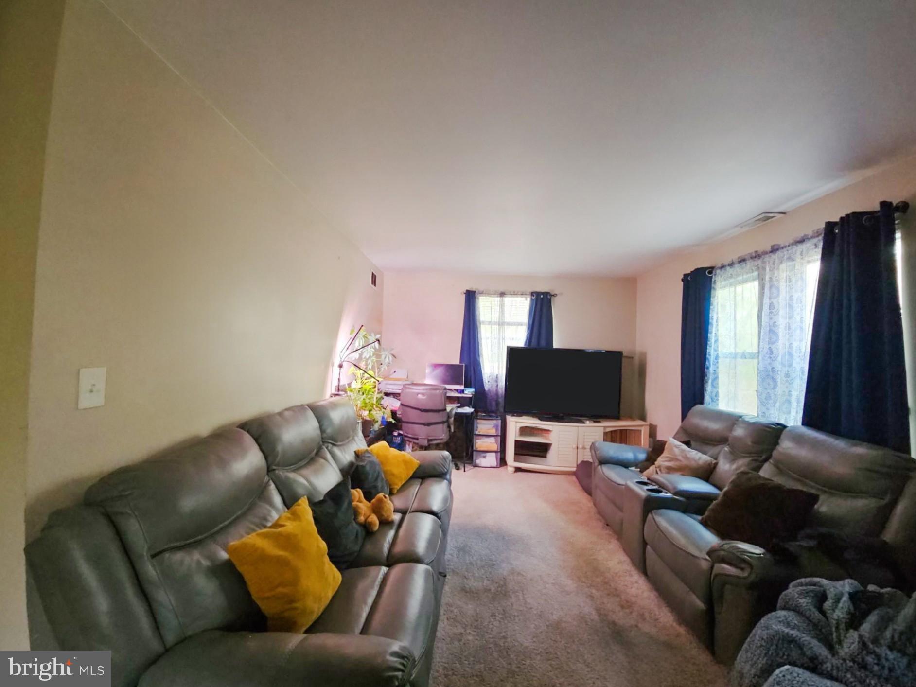 3294 Hance Bridge Road Vineland, NJ 08361 - Photo 4 of 12 Gallery Image 4