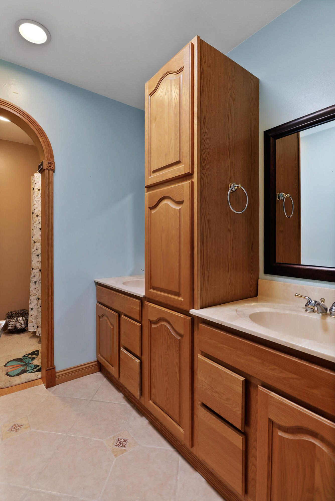 279 Robbie Lane Valparaiso, IN 46385 - Photo 18 of 35 a room with a refrigerator and mirror