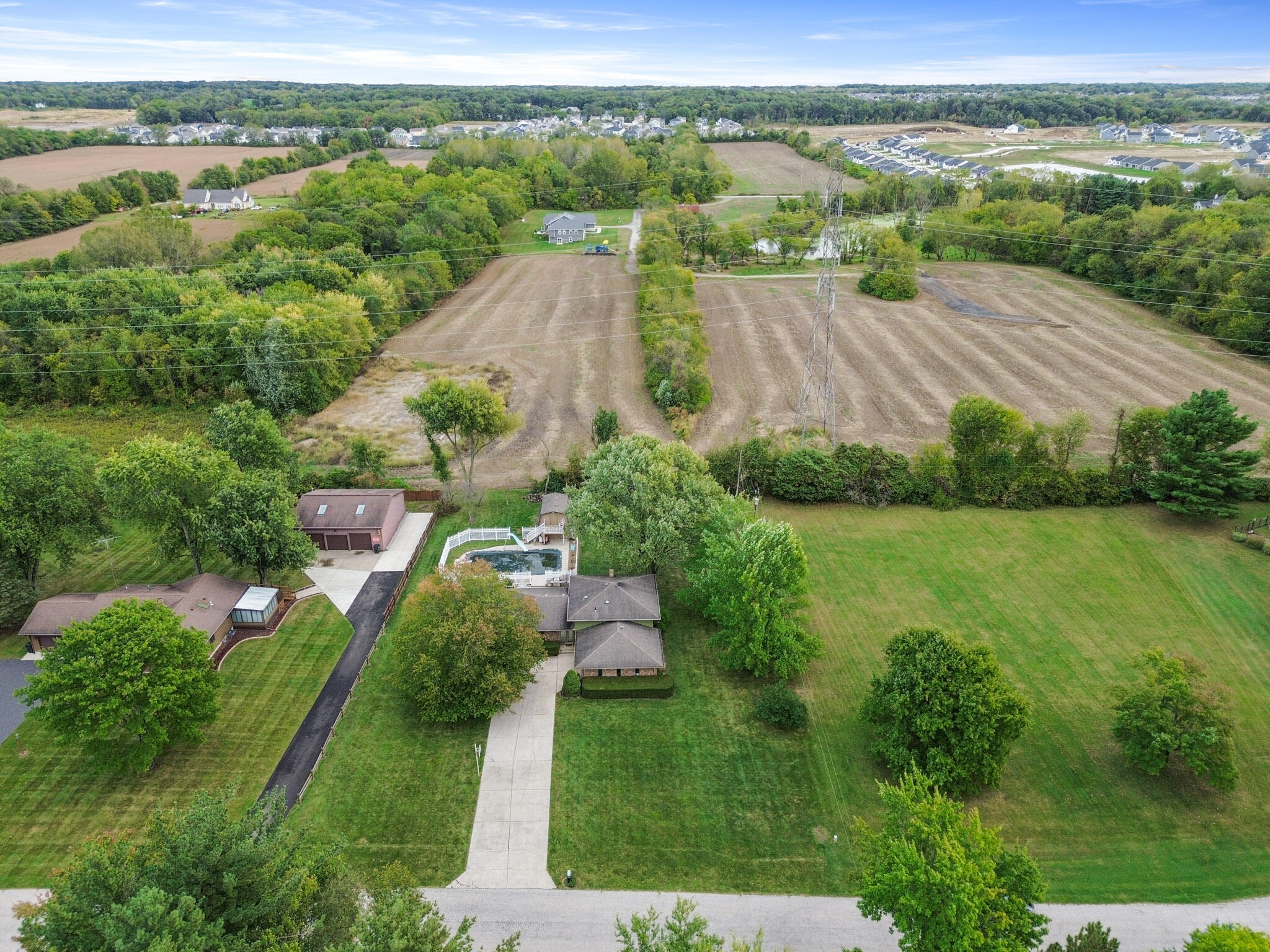 279 Robbie Lane Valparaiso, IN 46385 - Photo 31 of 35 an aerial view of a house with yard