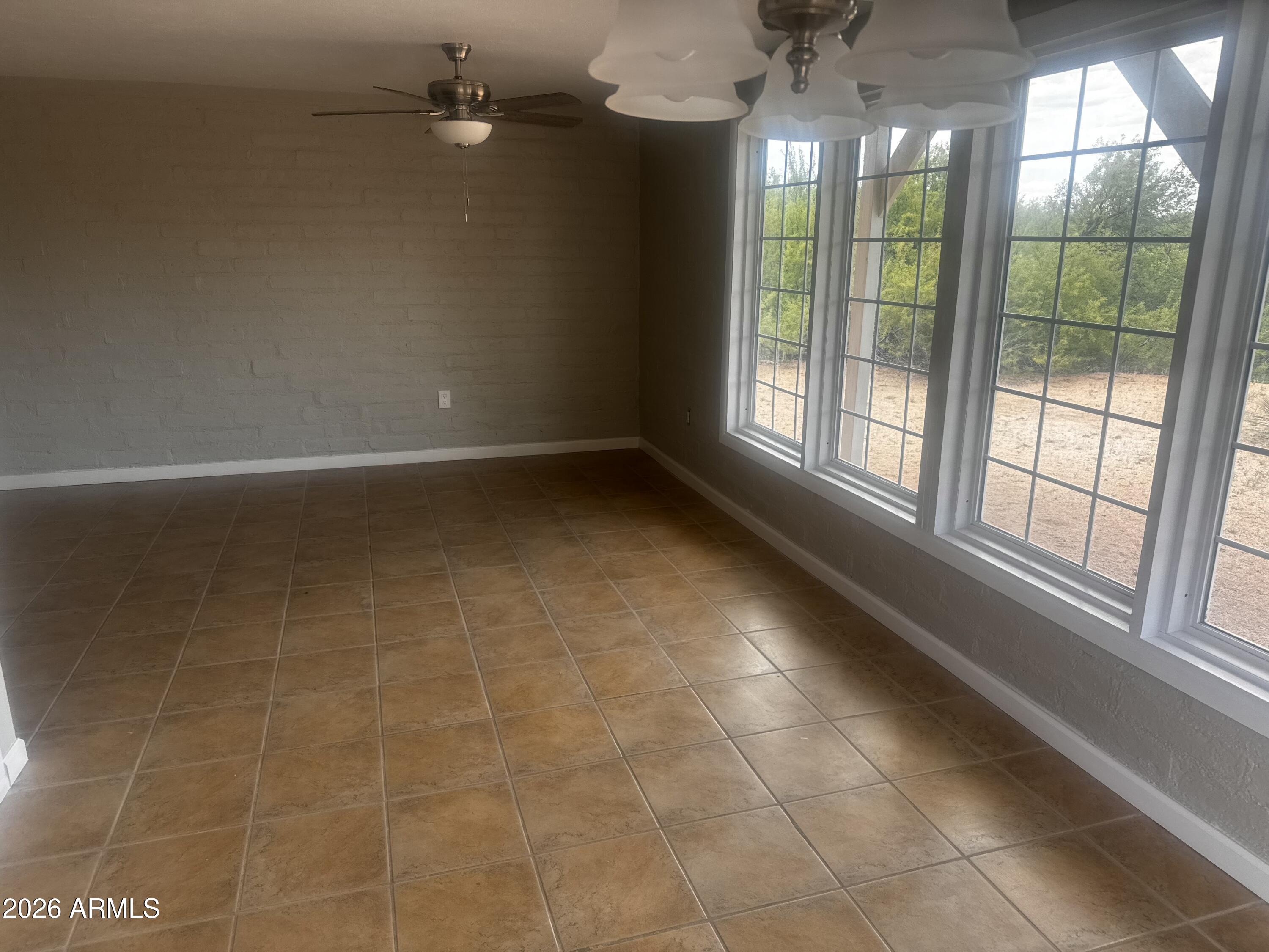 773 South Ridge Drive Benson, AZ 85602 - Photo 7 of 22 79754410616__450E9B09-852A-4361-954C-6F9