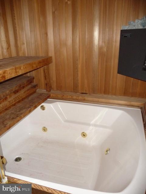 10422 Keyser Point Road Ocean City, MD 21842 - Photo 12 of 17 Gallery Image 12