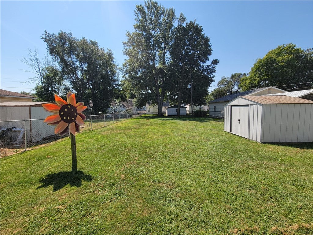 3033 Wallace Avenue Decatur, IL 62526 - Photo 11 of 11 Gallery Image 11