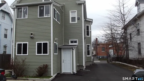 $1,800 | Undisclosed Address, Hartford, CT 06106