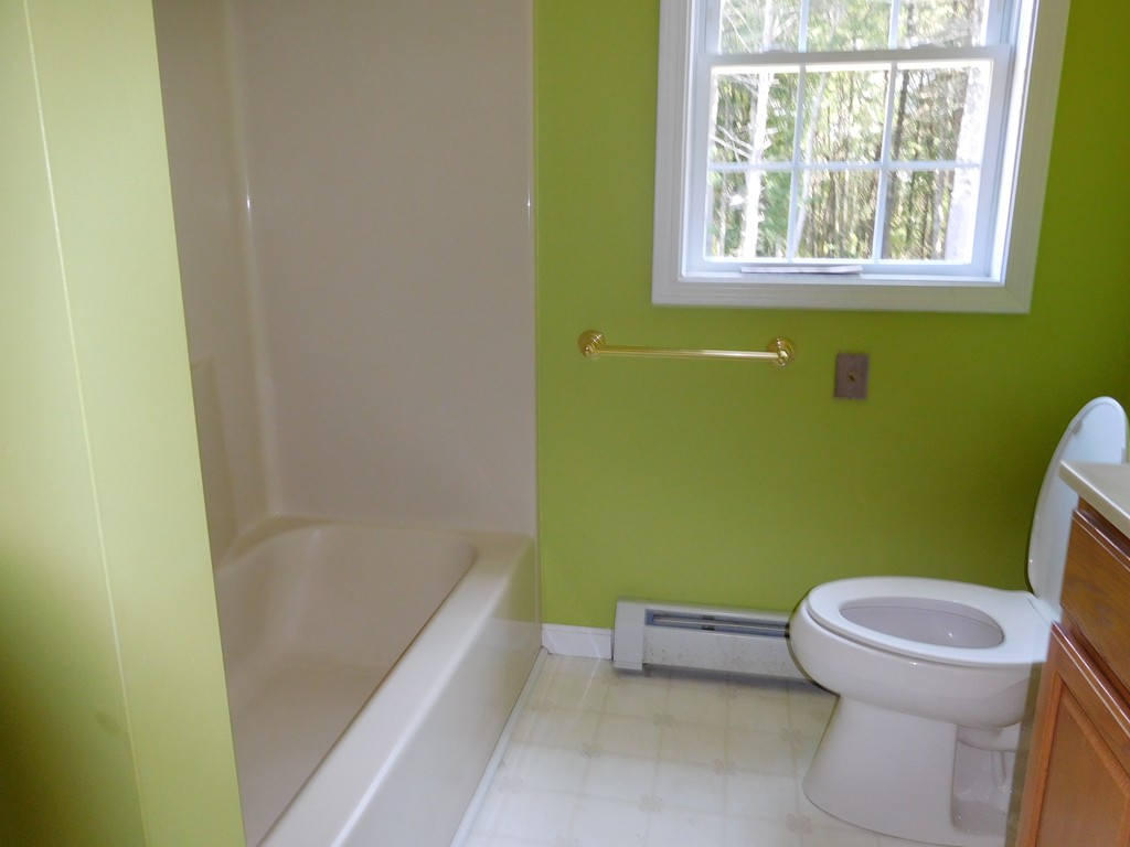 102 Ring Road Kingston, MA 02364 - Photo 14 of 21 Gallery Image 14