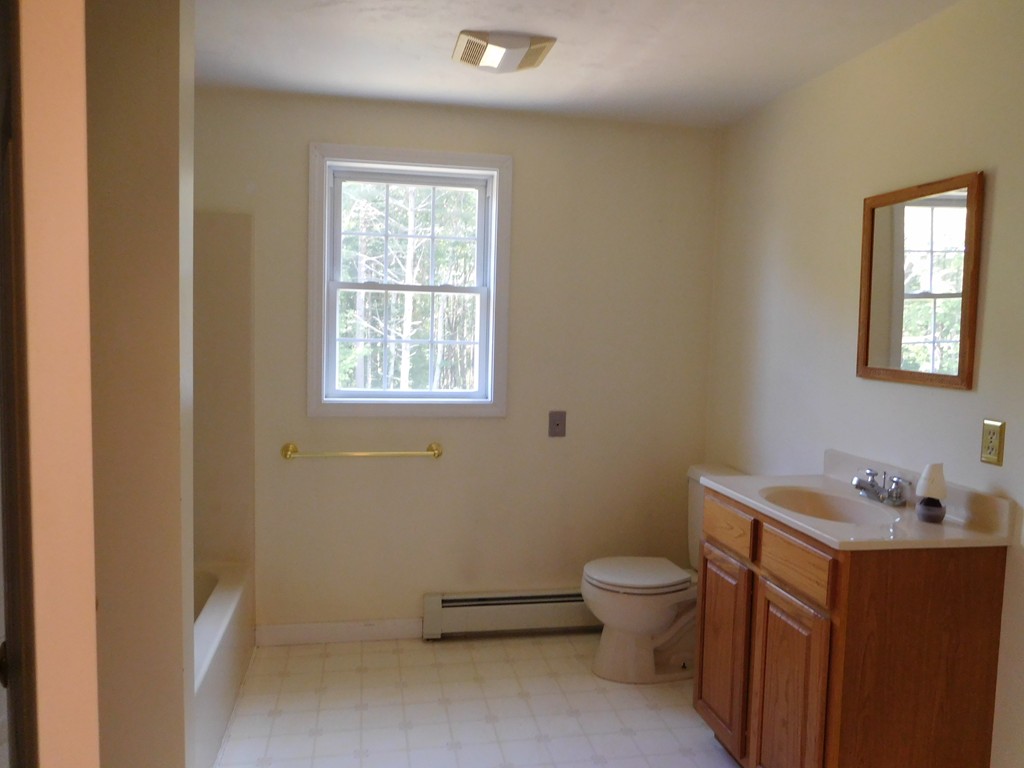 102 Ring Road Kingston, MA 02364 - Photo 16 of 21 Gallery Image 16