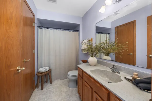 $449,900 | 954 South Redding Circle, Belgium, WI 53004