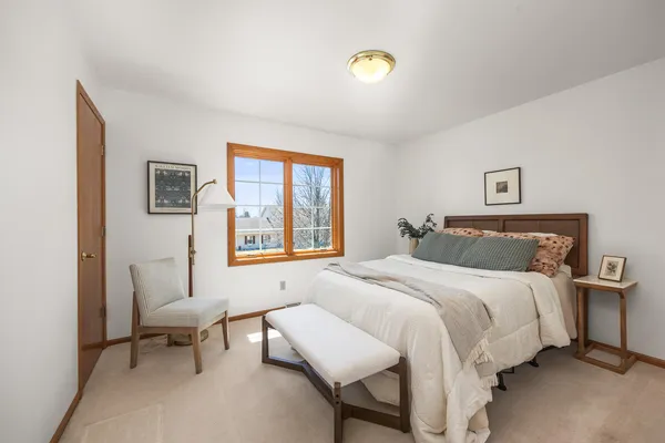 $449,900 | 954 South Redding Circle, Belgium, WI 53004