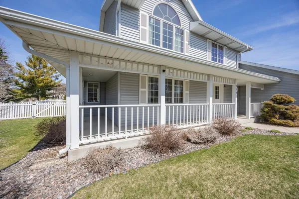 $449,900 | 954 South Redding Circle, Belgium, WI 53004