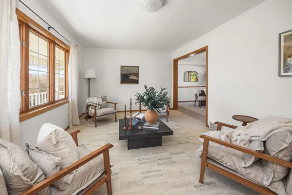 $449,900 | 954 South Redding Circle, Belgium, WI 53004