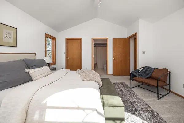 $449,900 | 954 South Redding Circle, Belgium, WI 53004