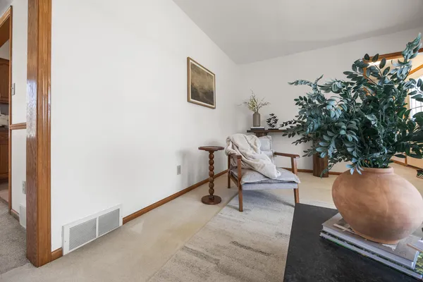 $449,900 | 954 South Redding Circle, Belgium, WI 53004