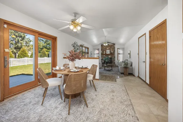 $449,900 | 954 South Redding Circle, Belgium, WI 53004