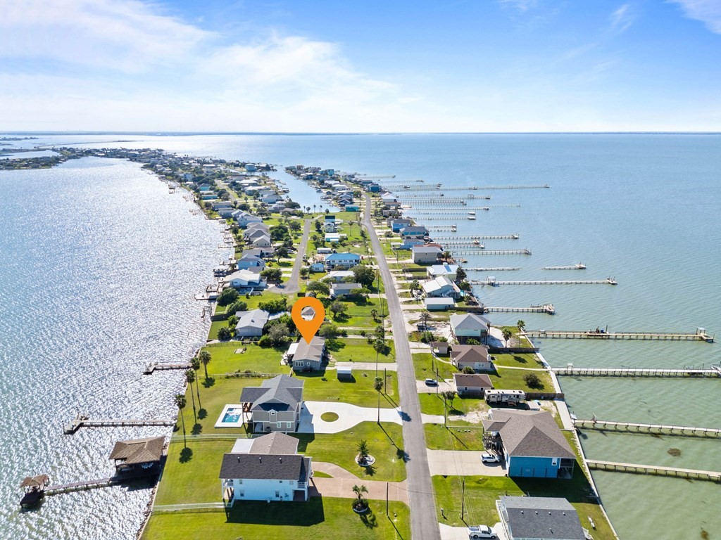 159 Copano Ridge Road Rockport, TX 78382 - Photo 29 of 31 an aerial view of multiple house