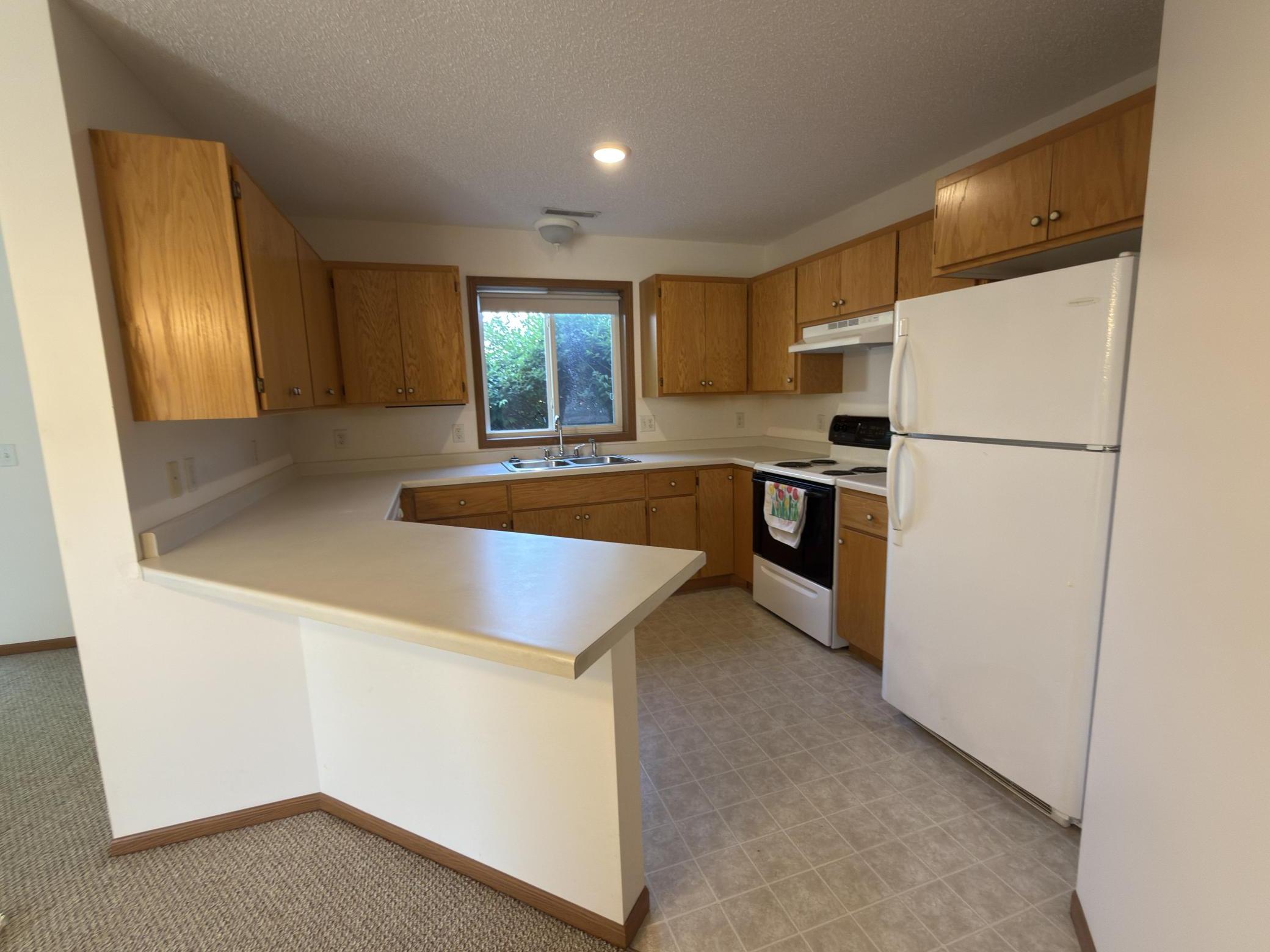 939 Cypress Road, Unit 25 St. Cloud, MN 56303 - Photo 4 of 12