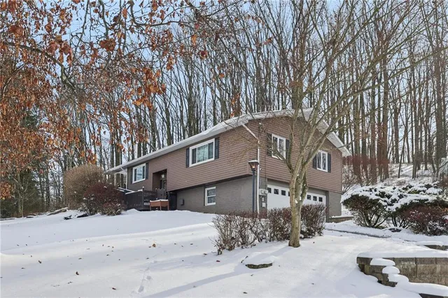 $298,000 | 644 Palo Alto Drive, Ellwood City, PA 16117