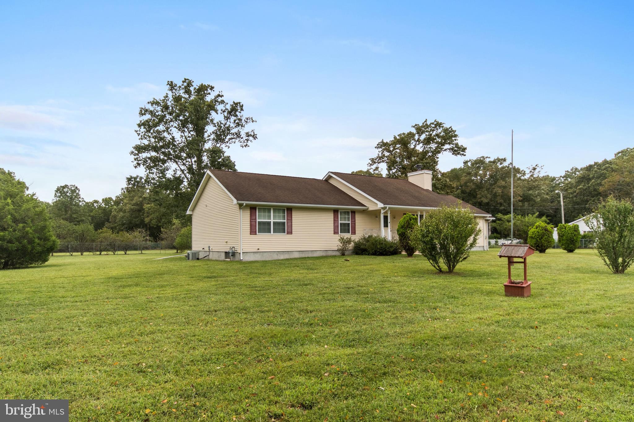 2412 Winslow Road Williamstown, NJ 08094 - Photo 2 of 23 Sit's FAR off the road