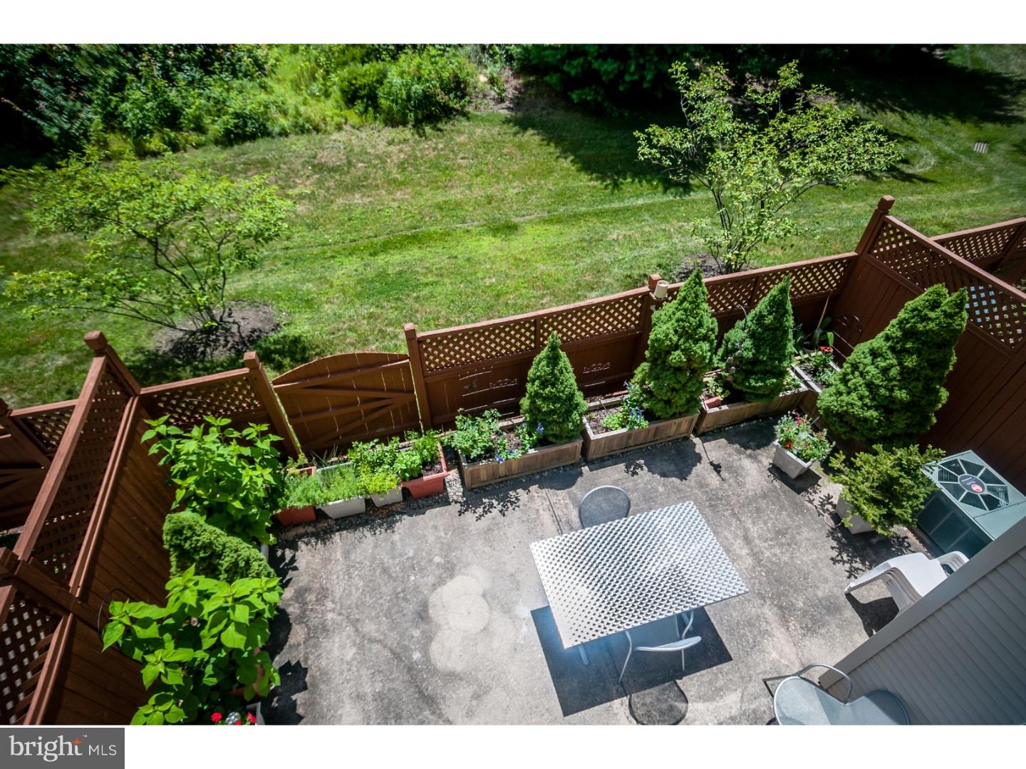 42 Warwick Road Princeton Junction, NJ 08550 - Photo 23 of 25 Back Yard