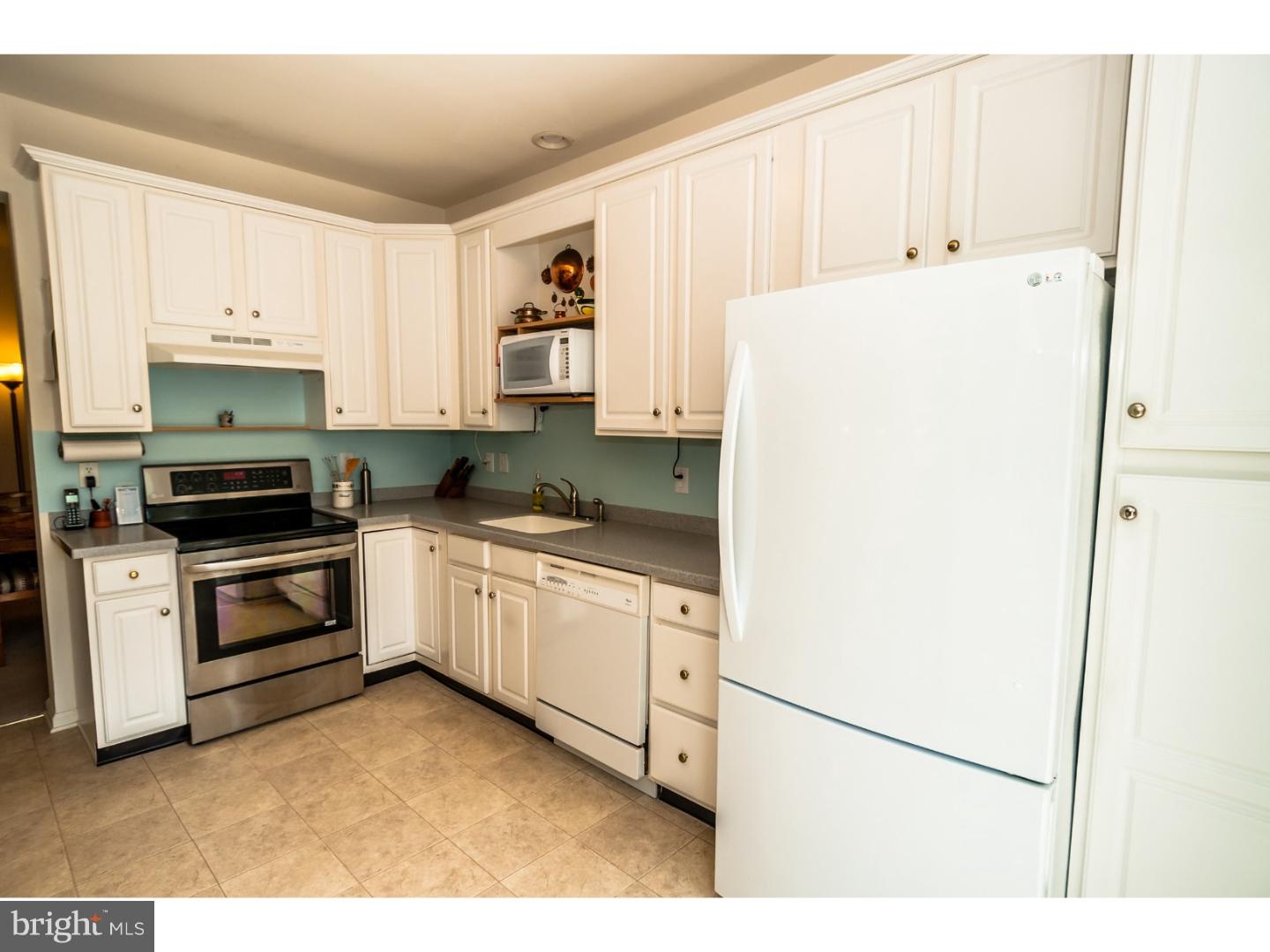 42 Warwick Road Princeton Junction, NJ 08550 - Photo 9 of 25 Kitchen