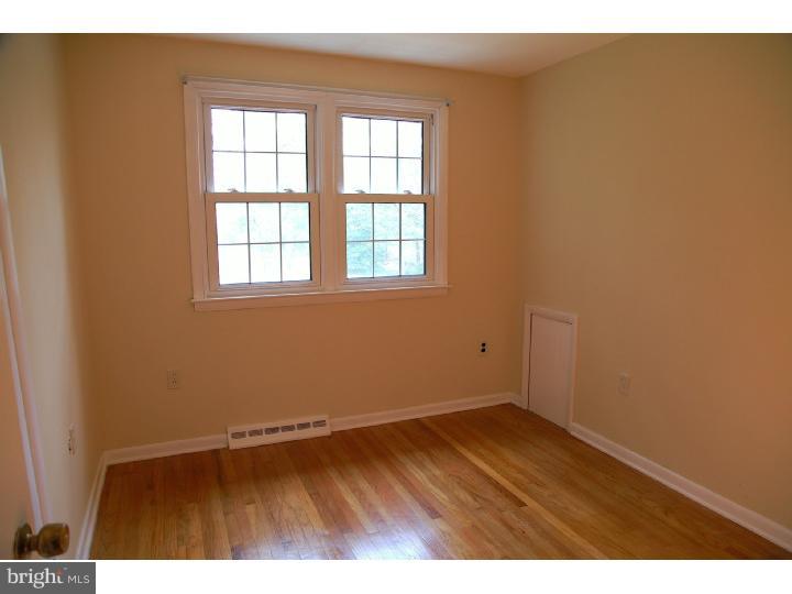 1221 Caldwell Road Cherry Hill, NJ 08034 - Photo 17 of 24 Bedroom