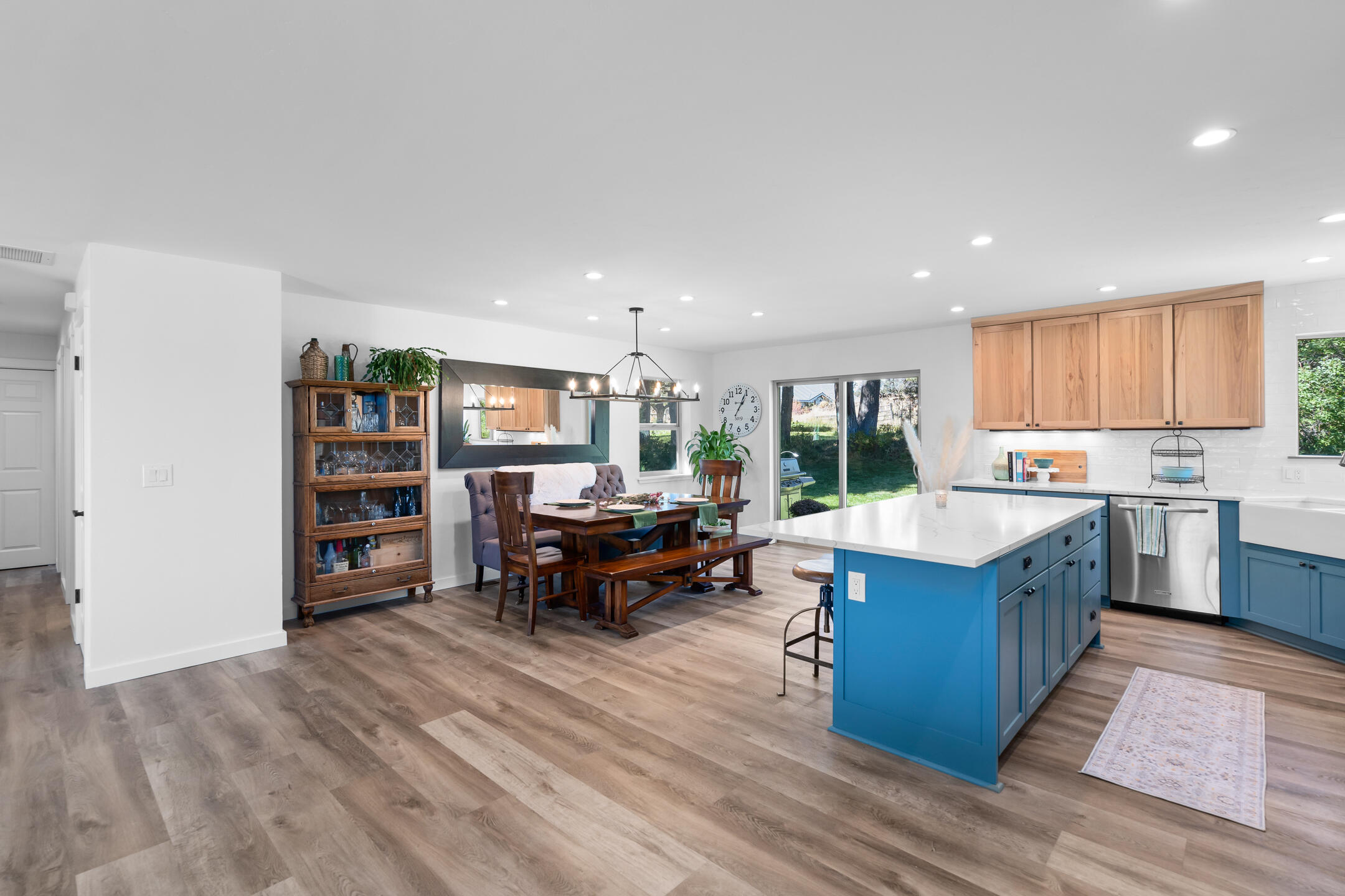 63375 Deschutes Market Road Bend, OR 97701 - Photo 9 of 43 8. kitchen 1