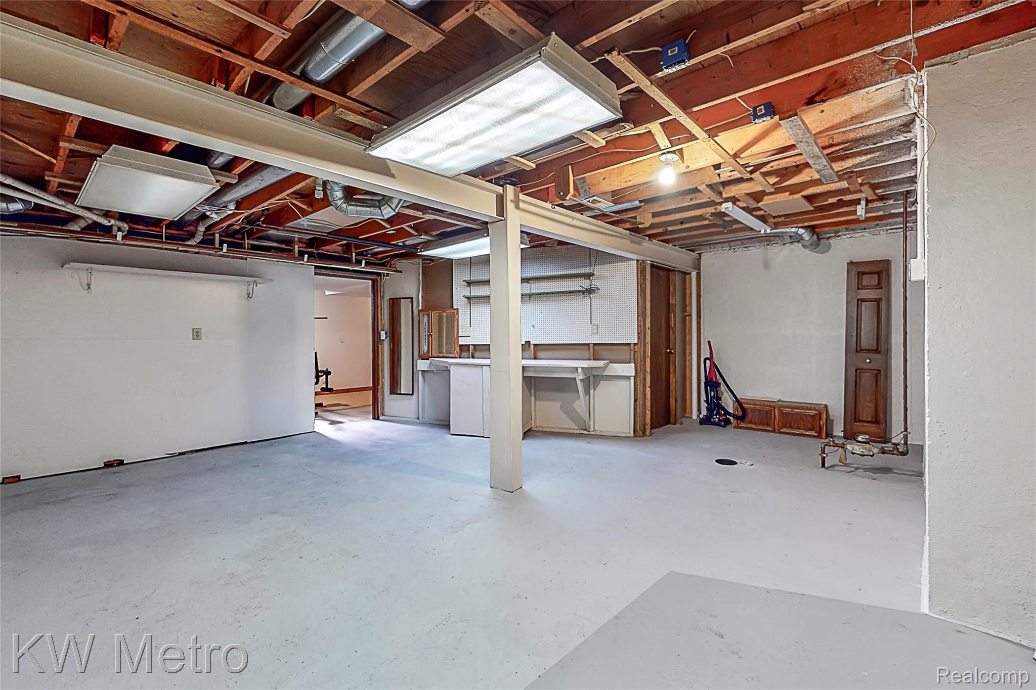 6192 Inkster Road Dearborn Heights, MI 48127 - Photo 30 of 34 Basement (1).jpg