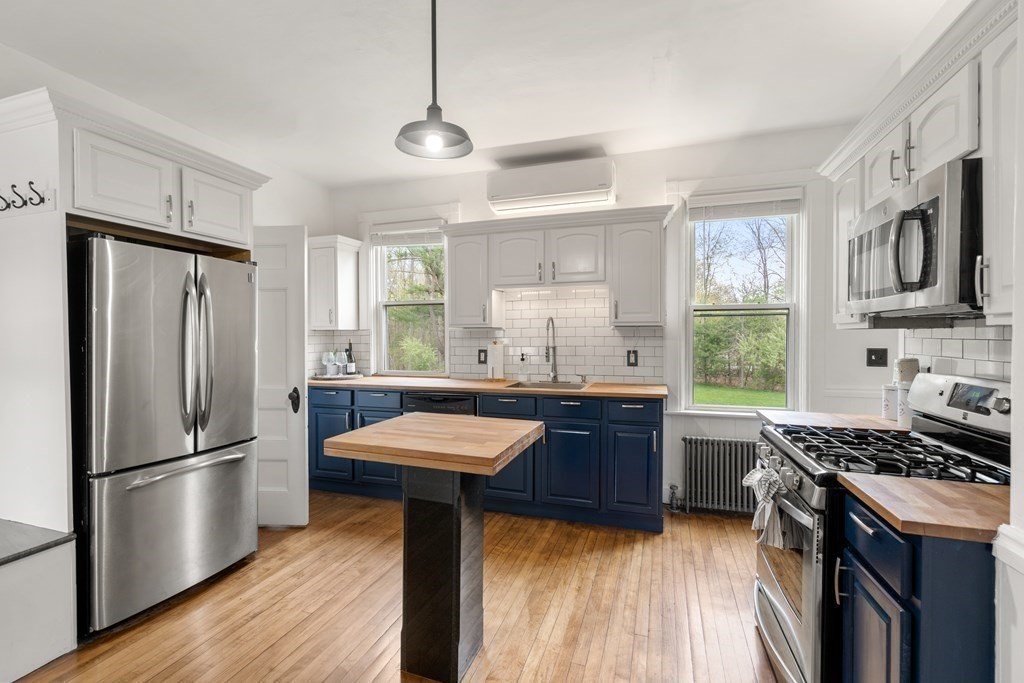 339 Old Colony Road Norton, MA 02766 - Photo 4 of 38