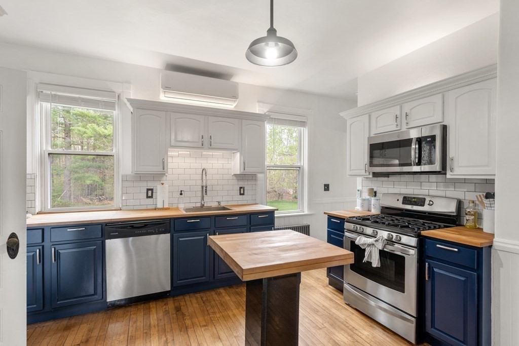 339 Old Colony Road Norton, MA 02766 - Photo 5 of 38