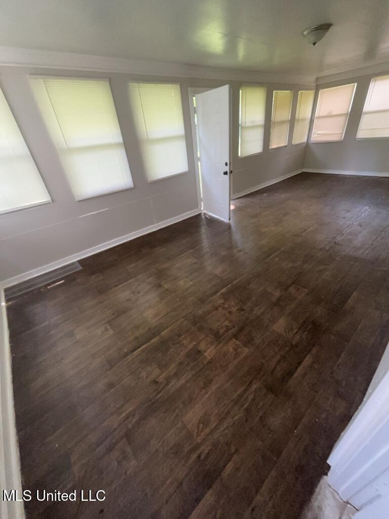 3257 Woodview Drive Jackson, MS 39212 - Photo 9 of 9 2025_06_24_15_13_45