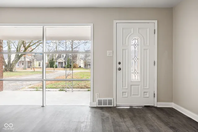 $269,900 | 3258 West 39th Street, Indianapolis, IN 46228
