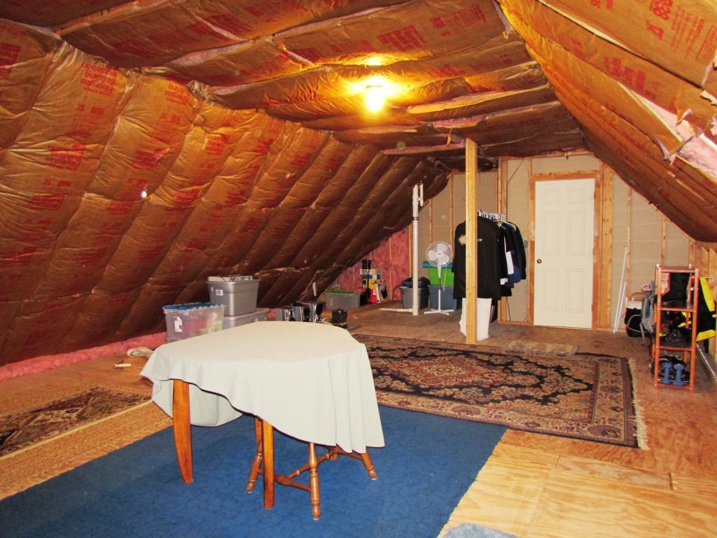 119 Cumberland Road, Unit 119 Burlington, VT 05408 - Photo 10 of 17 Gallery Image 10