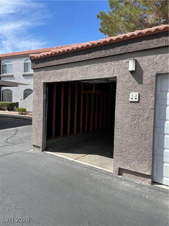 700 Carnegie Street, Unit 4112 Henderson, NV 89052 - Photo 17 of 21 View of garage