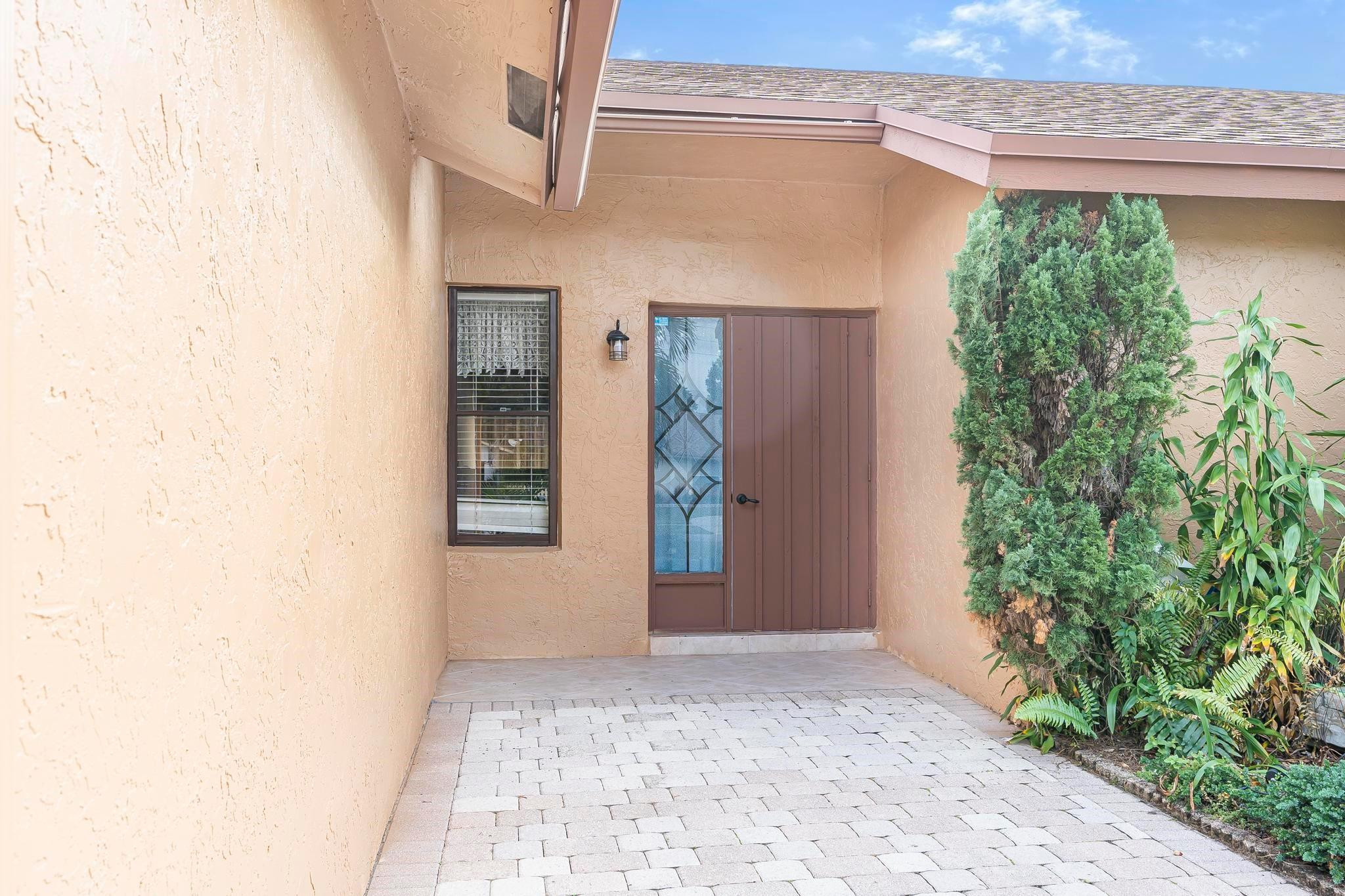 9624 Lancaster Place Boca Raton, FL 33434 - Photo 3 of 49 Photo 3
