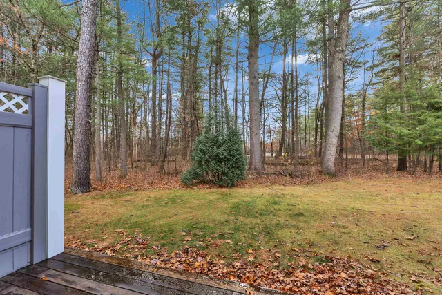 $270,000 | 8 Northeast Village Road, Concord, NH 03301