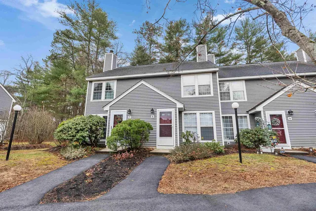 $270,000 | 8 Northeast Village Road, Concord, NH 03301