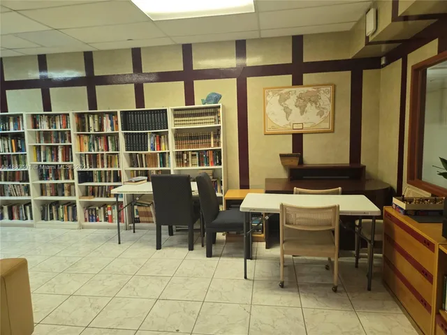 $360,000 | 210 174th Street, Unit L18, Sunny Isles Beach, FL 33160