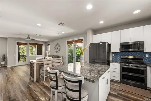 $3,950 | 817 South Anaheim Boulevard, Unit 106, Anaheim, CA 92805