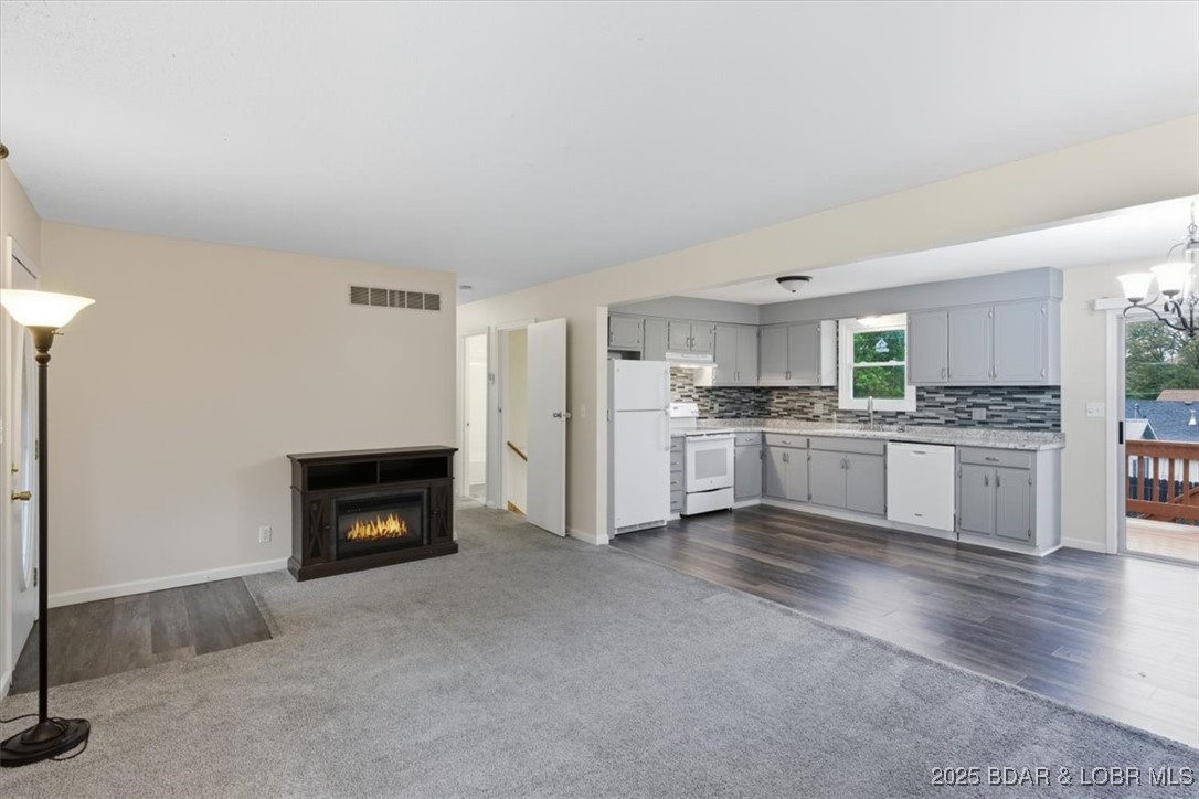 509 Sunset Strip Eldon, MO 65026 - Photo 15 of 61