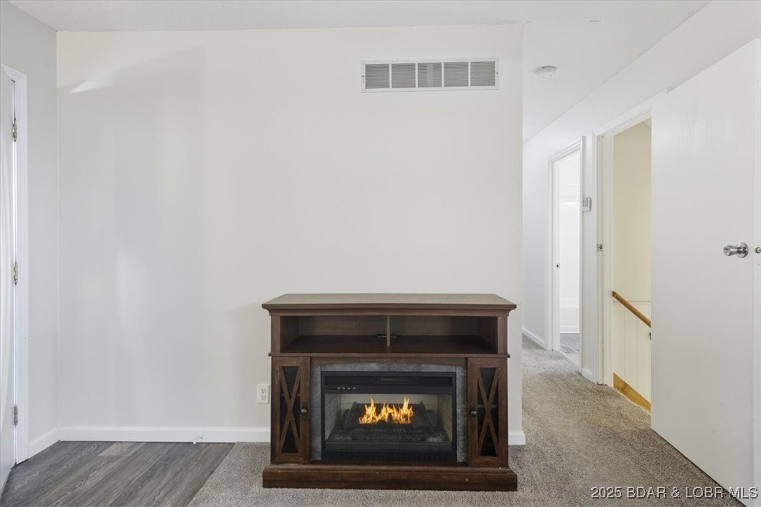 509 Sunset Strip Eldon, MO 65026 - Photo 17 of 61