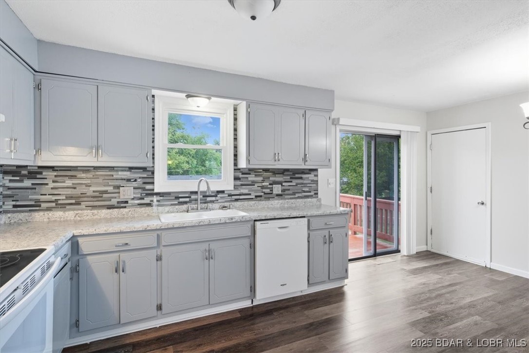 509 Sunset Strip Eldon, MO 65026 - Photo 19 of 61