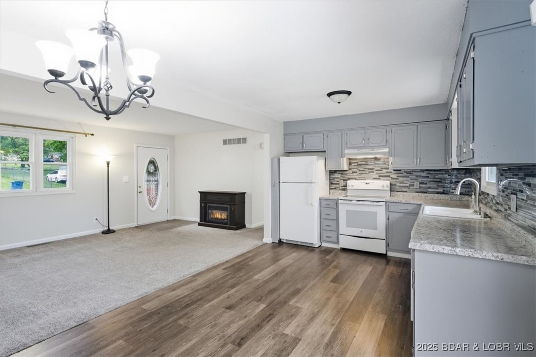 509 Sunset Strip Eldon, MO 65026 - Photo 21 of 61