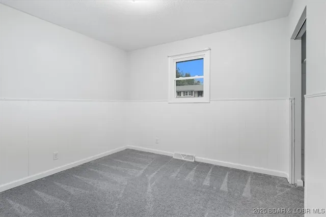 $259,000 | 509 Sunset Strip, Eldon, MO 65026