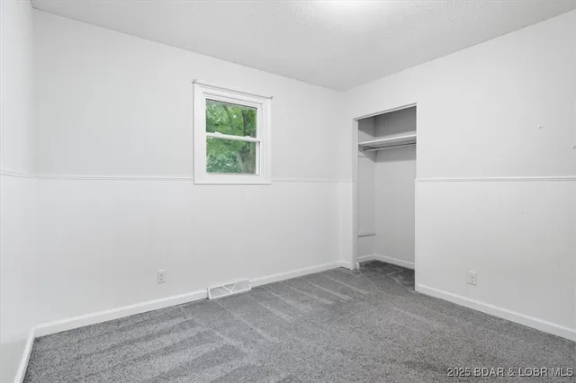 $259,000 | 509 Sunset Strip, Eldon, MO 65026